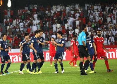 جام ملت های آسیا، جشن صعود ژاپن با کسب دومین برد پیاپی، زور عمان به داور نرسید
