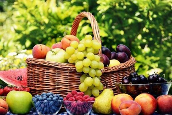 بایدها و نبایدهای مصرف میوه