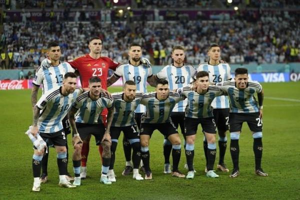 آرژانتین رقیبش را گلبارن کرد ، شب طوفانی مسی در جشنواره گل قهرمان جام جهانی