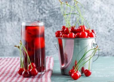 طرز تهیه شربت آلبالو خانگی خوشرنگ و خوشمزه (مرحله به مرحله)